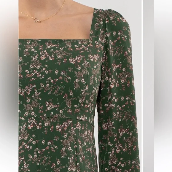 AUGUST SKY
Floral Long Sleeve
Midi Dress - Picture 3 of 8